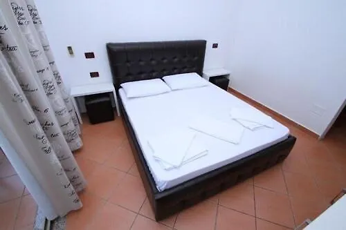 Hotel Lepenica Radhimë 3*,